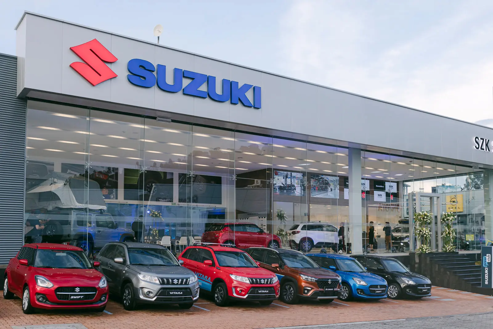 SUZUKI-33_websize